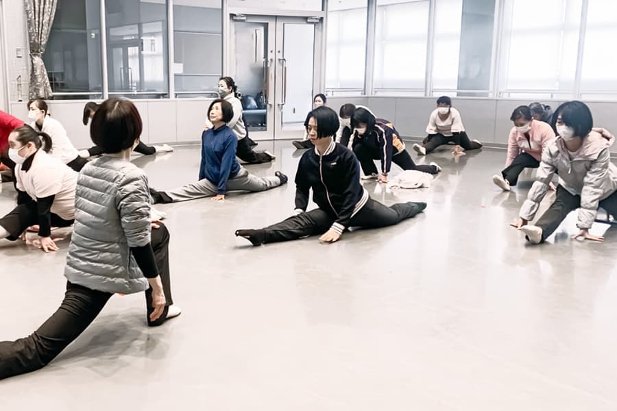 アダルトクラス：福本まゆみモダンバレエアート：大阪・服部緑地・豊中