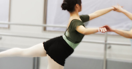 万全のサポート体制：教室の特徴・講師プロフィール：福本まゆみモダンバレエアート：大阪・服部緑地・豊中