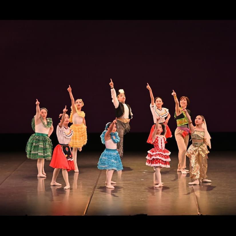 写真２：福本まゆみモダンバレエアート第19回発表会：福本まゆみモダンバレエアート：大阪・服部緑地・豊中