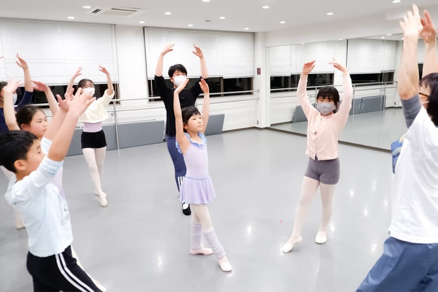 ジュニアクラス：福本まゆみモダンバレエアート：大阪・服部緑地・豊中